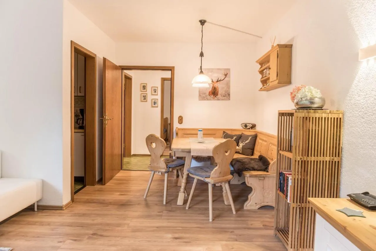 Lägenhet Ferienwohnung Lilly Garmisch-Partenkirchen