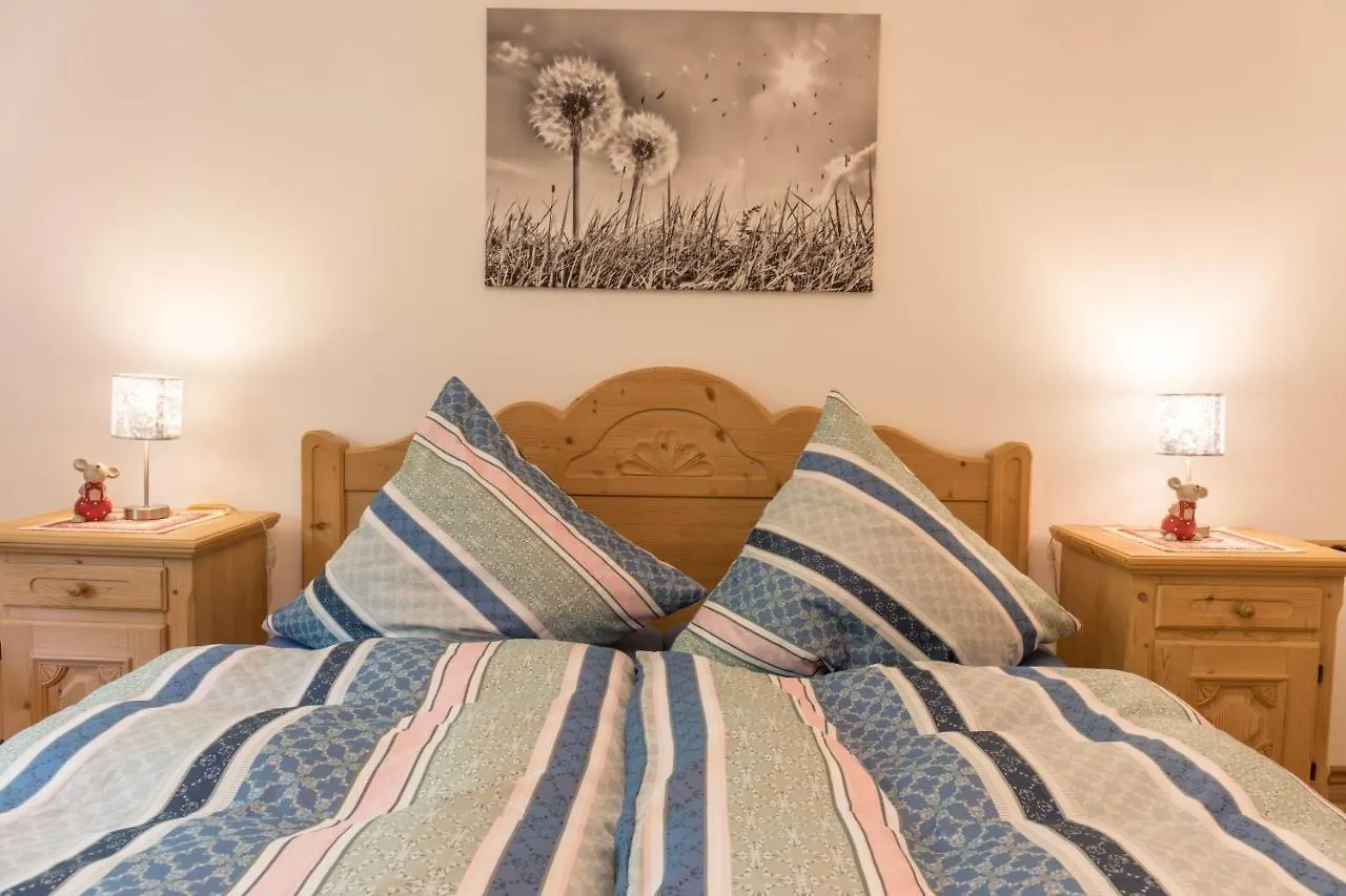 Lägenhet Ferienwohnung Lilly Garmisch-Partenkirchen Tyskland